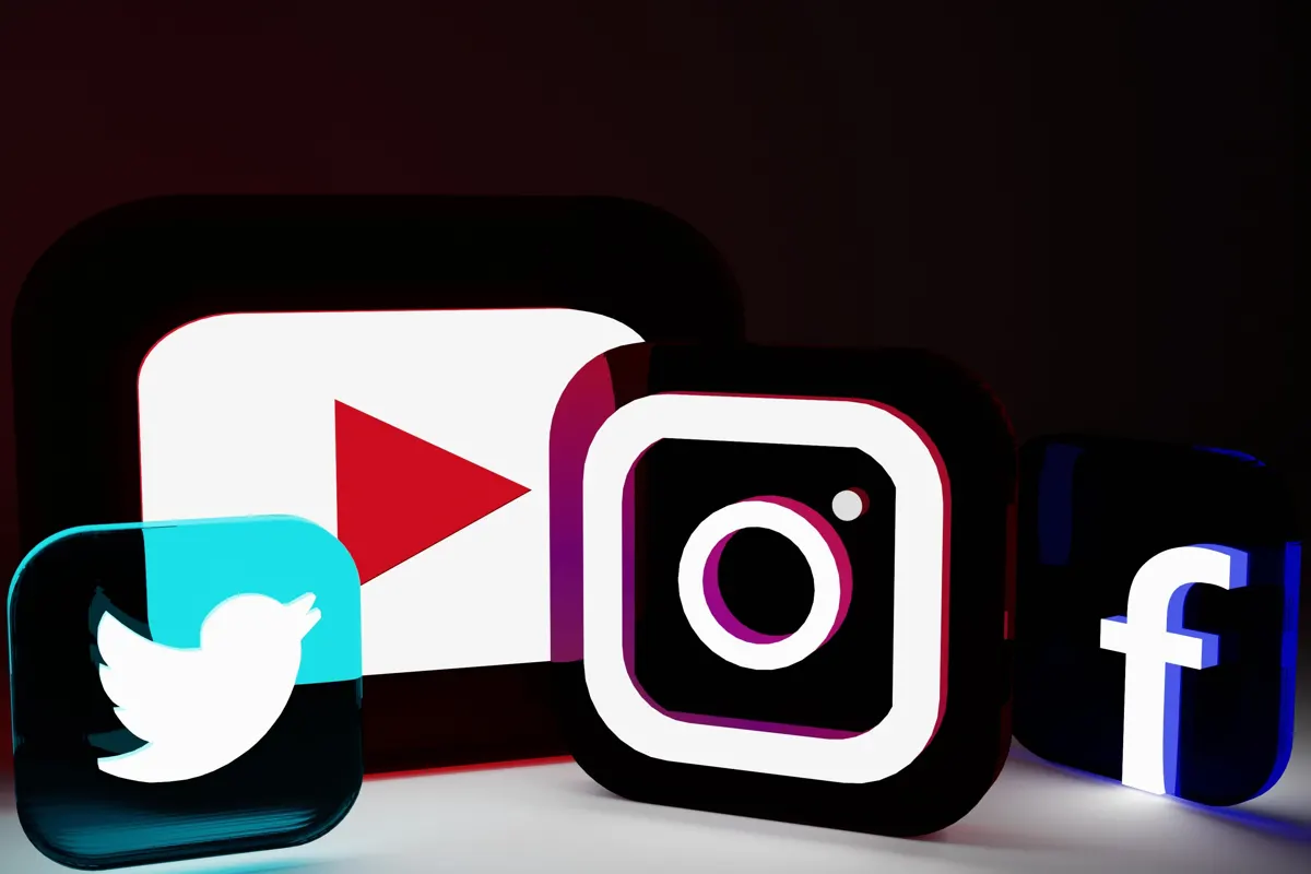 logos social media